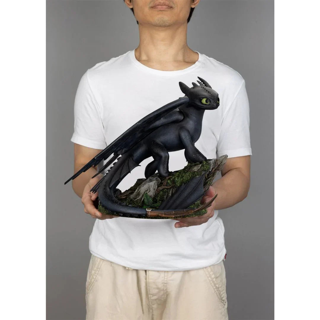 How to Train Your Dragon 1 Standing Toothless Master Craft Statue