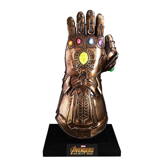 INFINITY GAUNTLET Prop Replica by Hot Toys