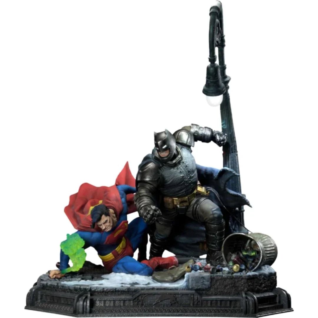 BATMAN VERSUS SUPERMAN (DELUXE VERSION) Statues By Prime 1 Studio