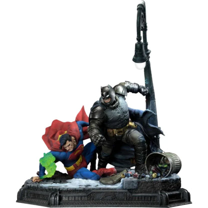 BATMAN VERSUS SUPERMAN (DELUXE VERSION) Statues By Prime 1 Studio