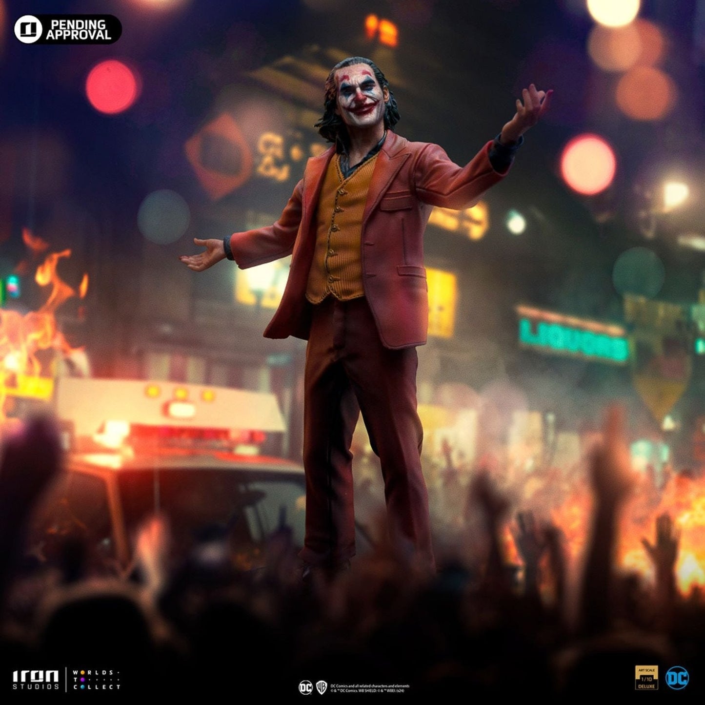 Joker (Arthur Fleck) Deluxe 1:10 Scale Statue by Iron Studios