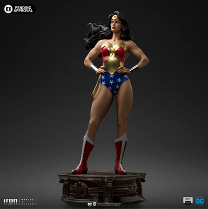 Wonder Woman DC Trinity Legacy Replica 1/4 Statue By Iron Studios