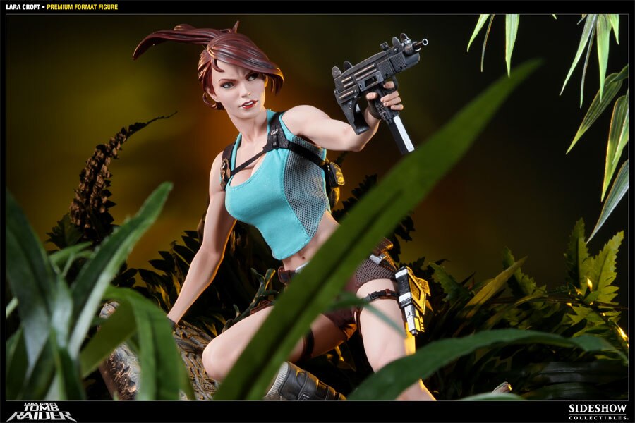 Lara Croft The Guardian of Light Statue by Sideshow Collectibles