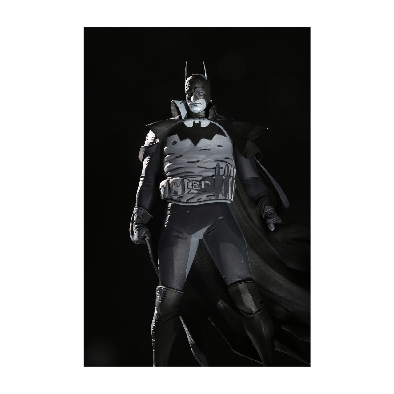 Batman Black & White: Batman by Mike Mignola 1:10 Resin Statue By Mcfarlane