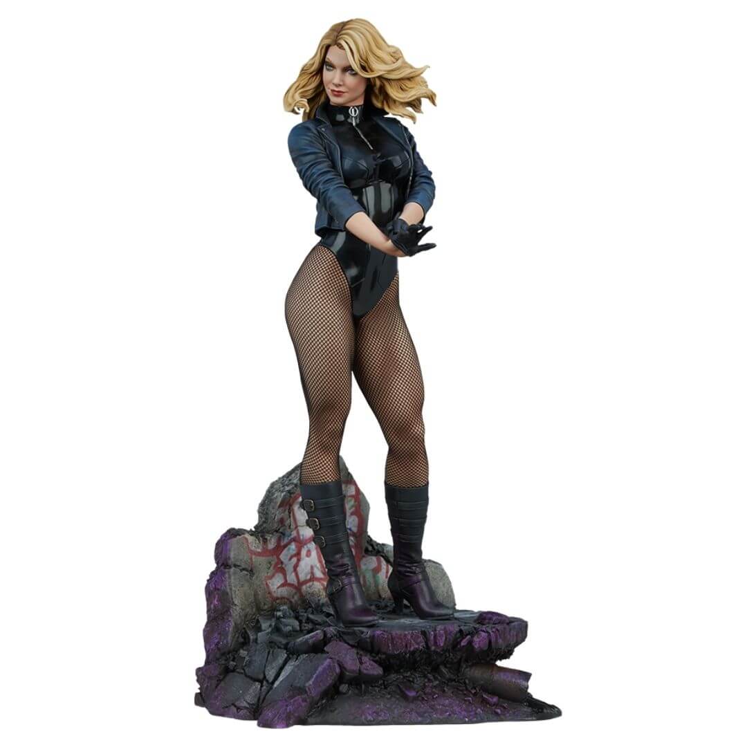 BLACK CANARY Premium Format Figure by Sideshow Collectibles