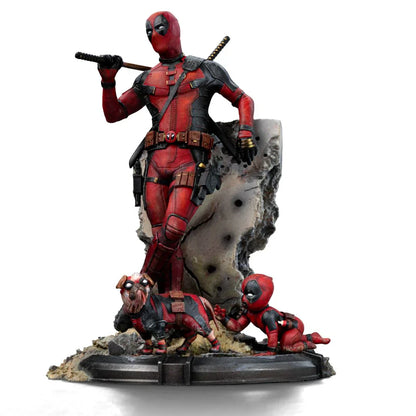 Deadpool - Deadpool & Wolverine Statue By Iron Studios