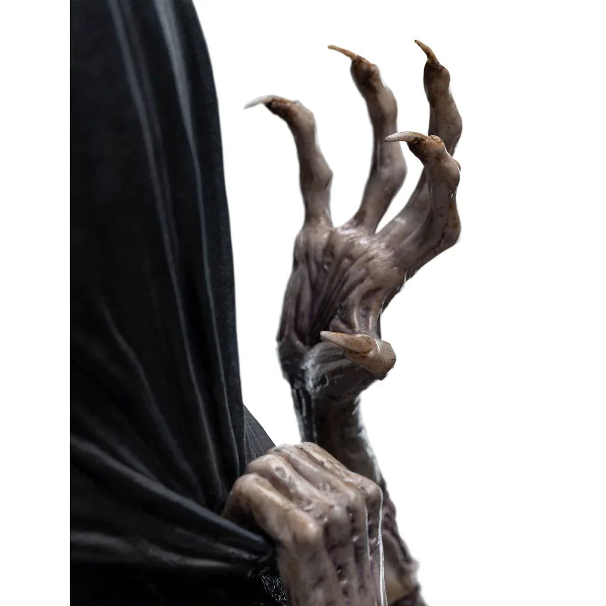 The Witcher Geralt The White Wolf Statue by Weta