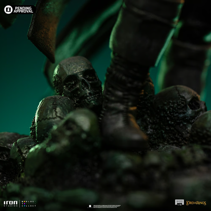 Aragorn Unleashed Statue by Iron Studios