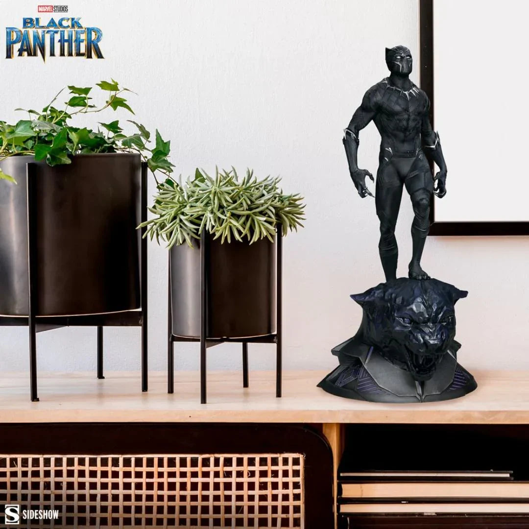 BLACK PANTHER Premium Format Figure by Sideshow Collectibles