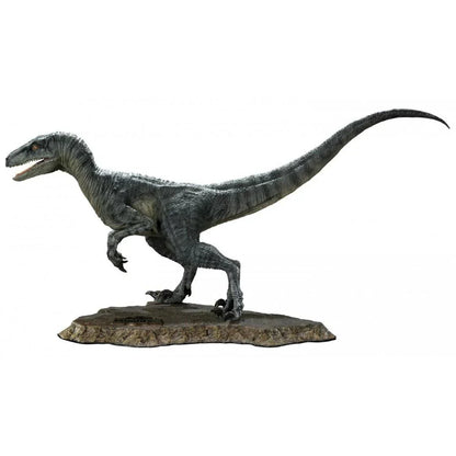 Jurassic World (Film) Delta Limited Edition Statue by Prime 1 Studio