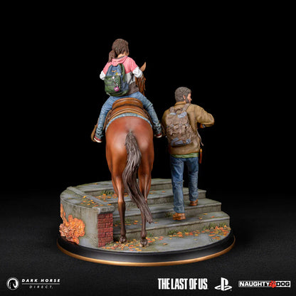 The Last of Us: Joel & Ellie on Horseback Premium Statue