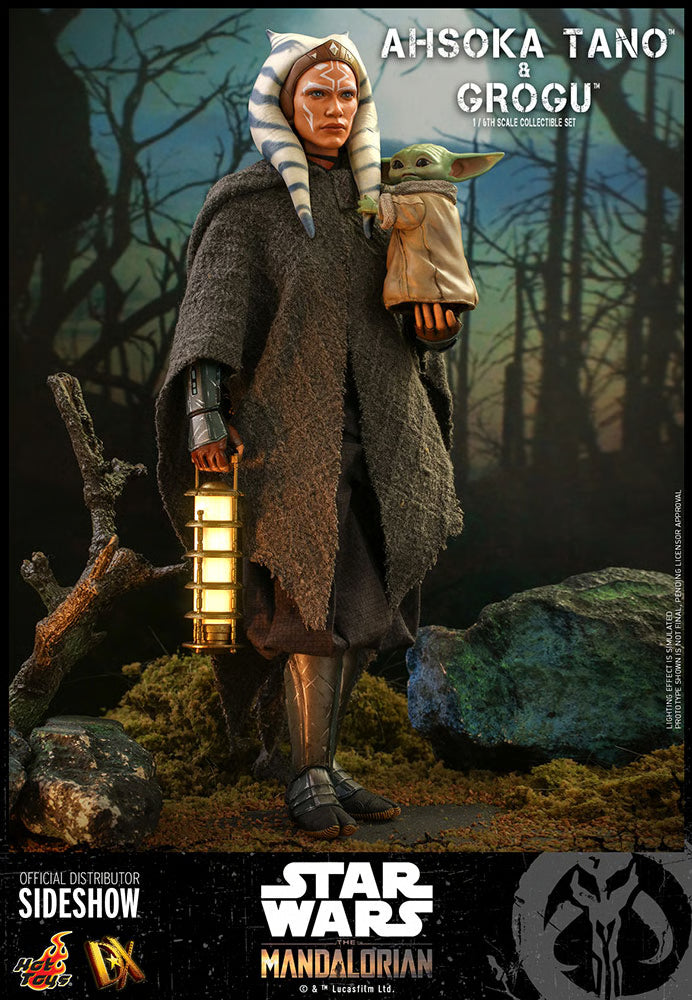 Star Wars The Mandalorian Ahsoka Tano and Grogu Set by Hot Toys