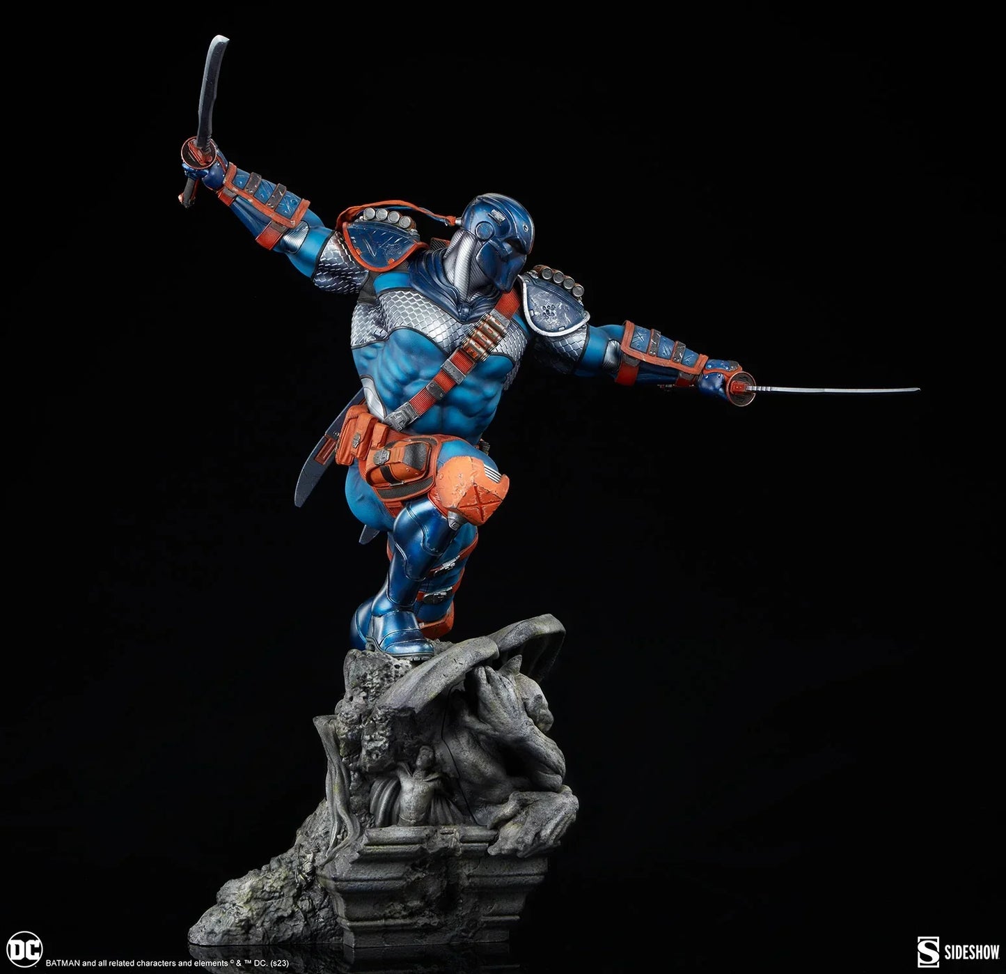 DEATHSTROKE Premium Format Figure by Sideshow Collectibles
