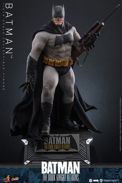 Batman: The Dark Knight Returns 1/6 Figure By Hot Toys
