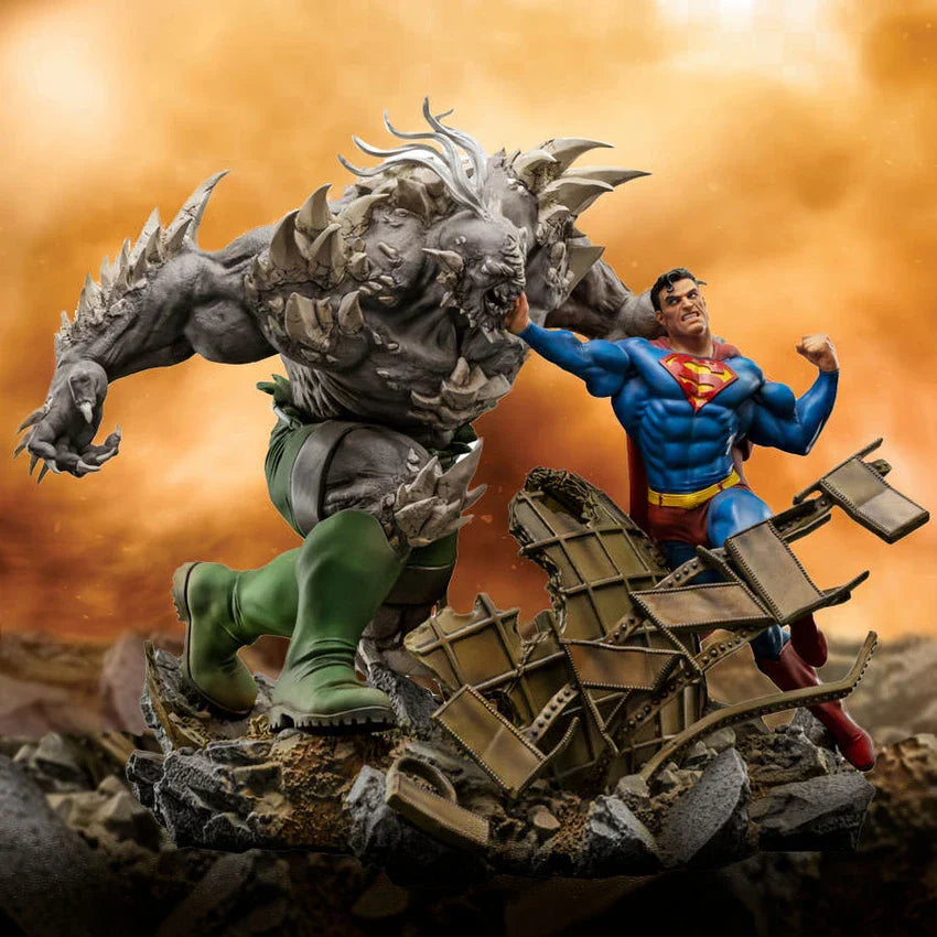 SUPERMAN VS DOOMSDAY 1:10 Scale Statue by Iron Studios CCXP Exclusive