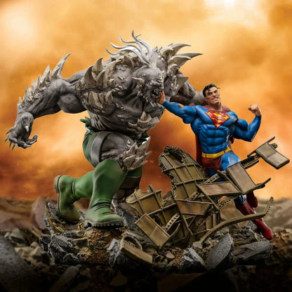 SUPERMAN VS DOOMSDAY 1:10 Scale Statue by Iron Studios CCXP Exclusive
