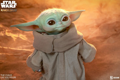 THE CHILD Life-Size Figure by Sideshow Collectibles
